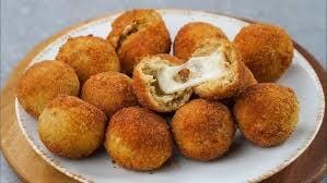 Chicken Cheese Ball 4 pcs (Cha Kuthi)